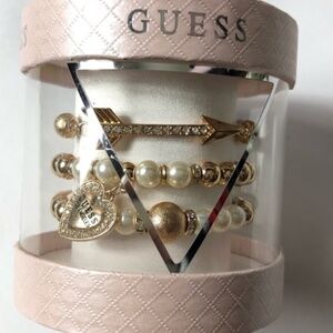 Guess Women’s 3pcs Bracelets gold pearl